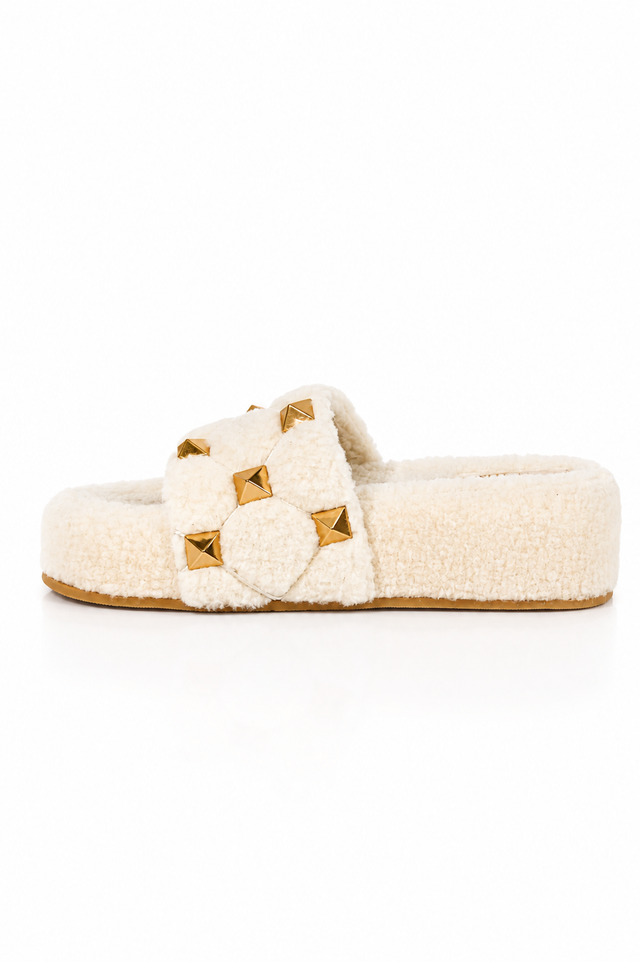 Valentino Garavani Roman Stud Shearling Slide Sandals in Ivory