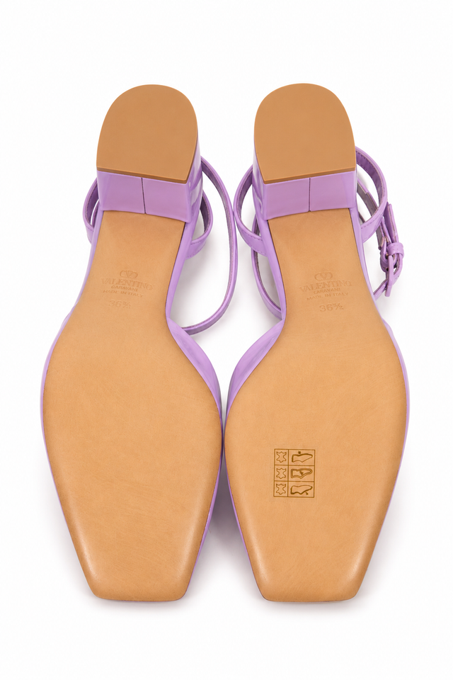 Valentino Garavani Roman Stud Patent Leather Ankle Strap Pumps – Lavender