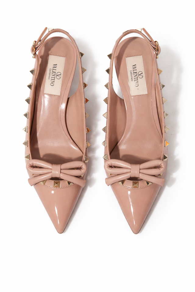 Valentino Garavani Rockstud Bow Patent Leather Slingback Pumps – Blush