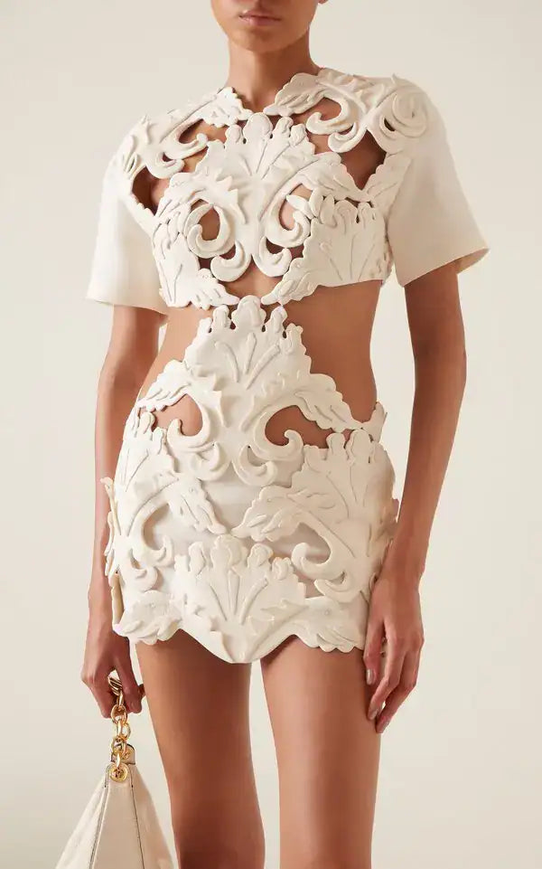 Valentino Embroidered Crepe Couture Short Dress Woman Ivory 40 Valentino Embroidered Crepe Couture Short Dress Woman Ivory 40