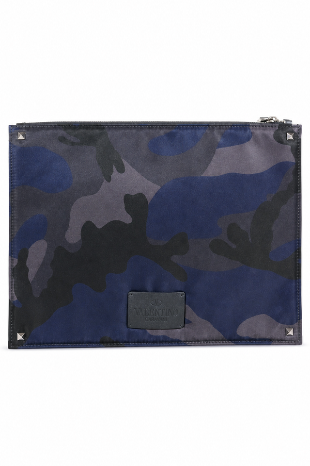Valentino Garavani VLTN Camouflage Rockstud Zip Clutch Pouch in Blue