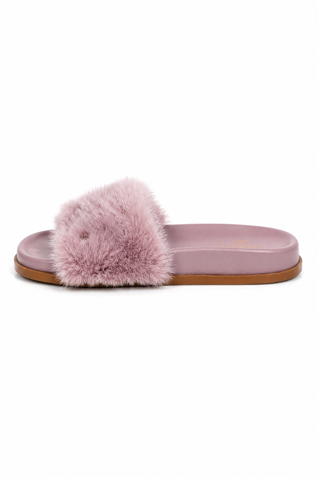 Valentino Garavani Rockstud Fur Slide Sandals in Blush