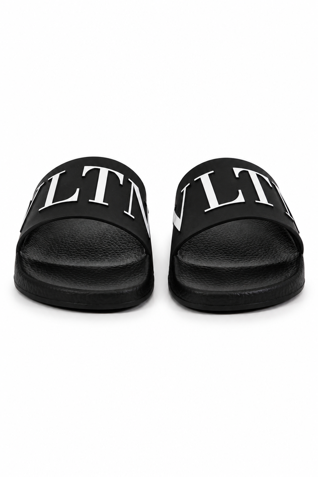 Valentino Garavani VLTN Rubber Pool Slide Sandals – Black/White