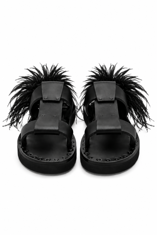 Valentino Garavani Feather-Detail Flat Sandals – Black & White