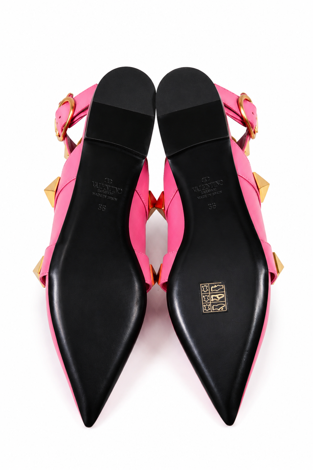 Valentino Garavani Roman Stud Leather Flats in Pink