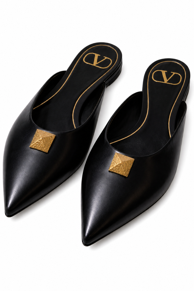 Valentino Garavani Rockstud Leather Pointed-Toe Mule – Black