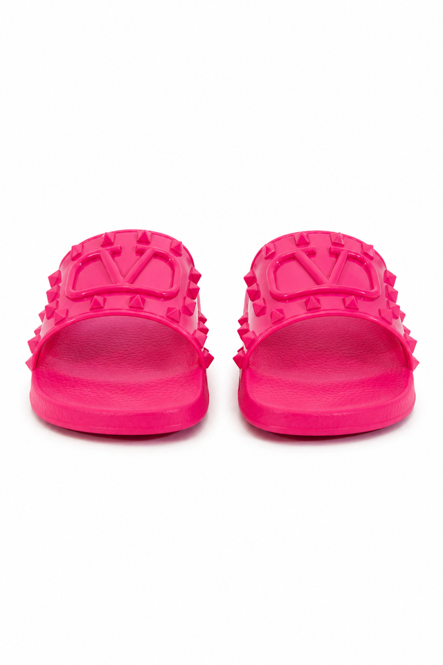 Valentino Garavani Rubber Rockstud Slide Sandals – Pink