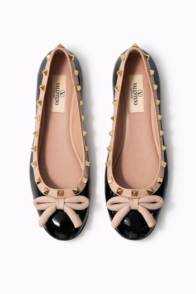 Valentino Garavani Rockstud Bow Patent Leather Ballet Flats – Black/Blush